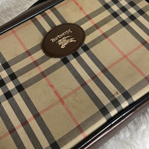 BURBERRY SHOULDER BAG - Picture 8 of 8